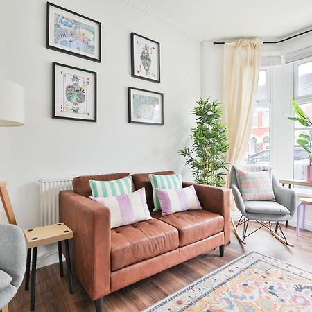 Fresh Cardiff Bay 2 Bedroom House- 3 Tv'S ภายนอก รูปภาพ