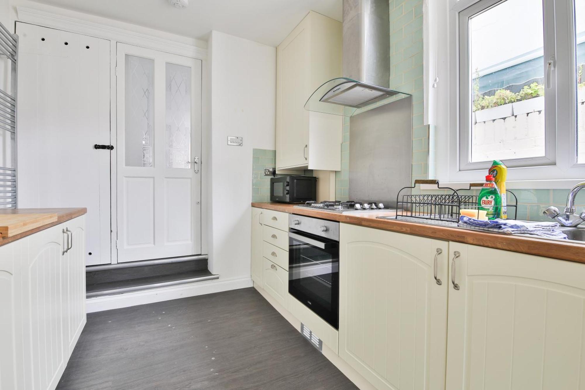 Fresh Cardiff Bay 2 Bedroom House- 3 Tv'S ภายนอก รูปภาพ