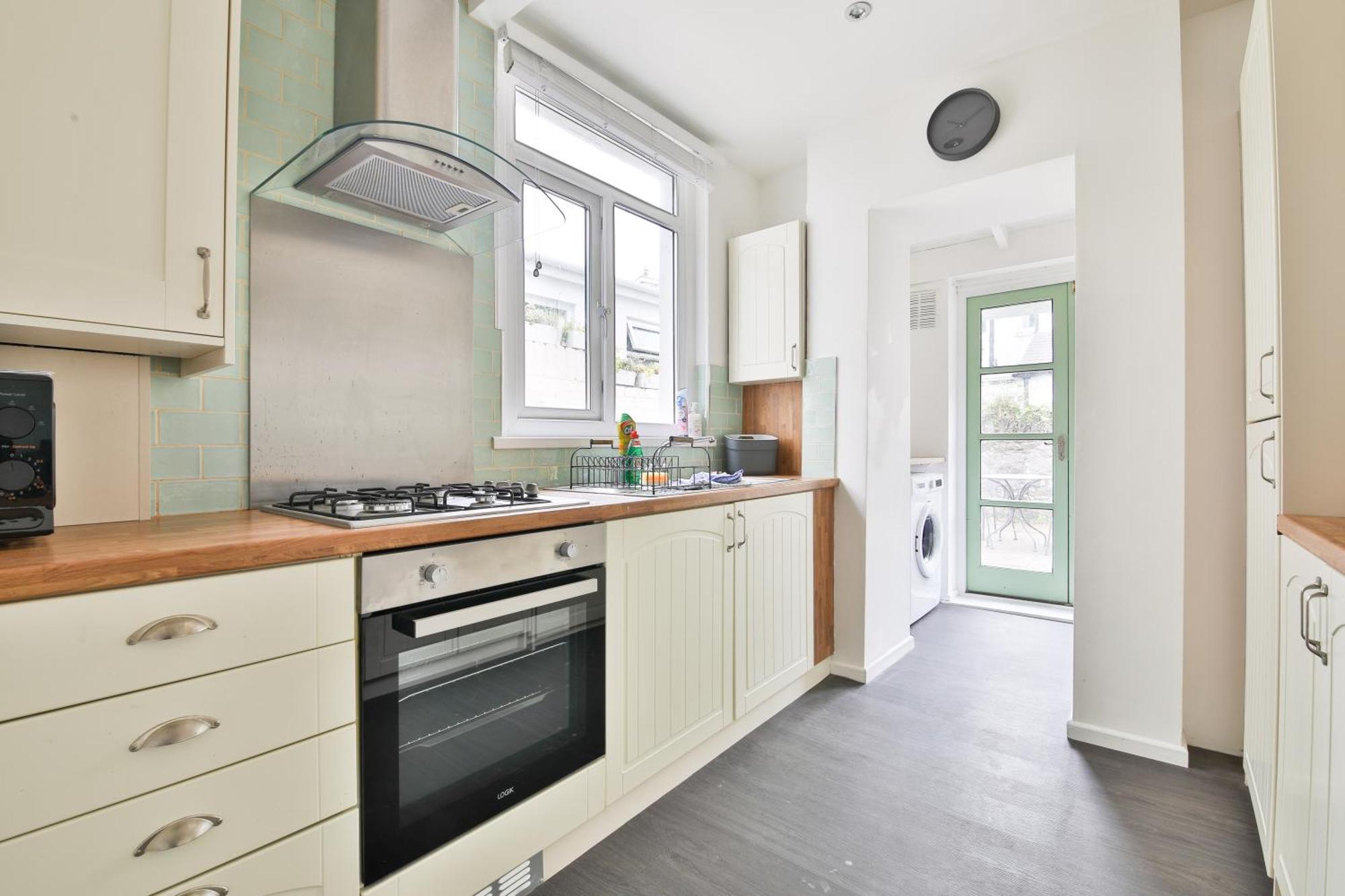 Fresh Cardiff Bay 2 Bedroom House- 3 Tv'S ภายนอก รูปภาพ