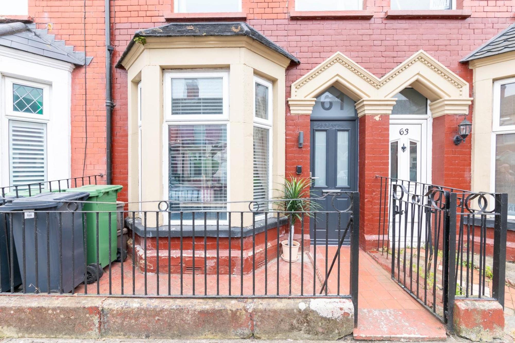 Fresh Cardiff Bay 2 Bedroom House- 3 Tv'S ภายนอก รูปภาพ