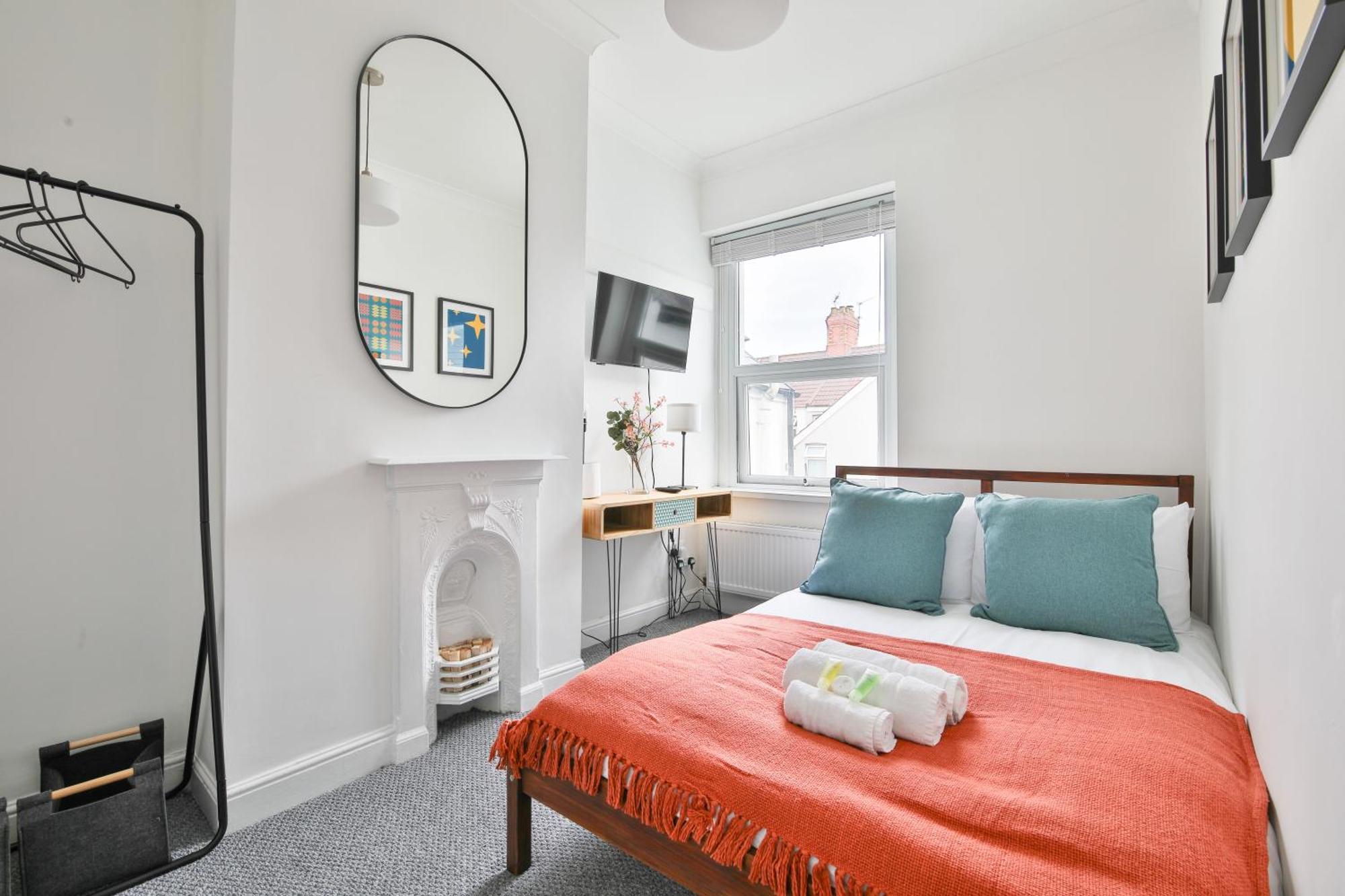 Fresh Cardiff Bay 2 Bedroom House- 3 Tv'S ภายนอก รูปภาพ