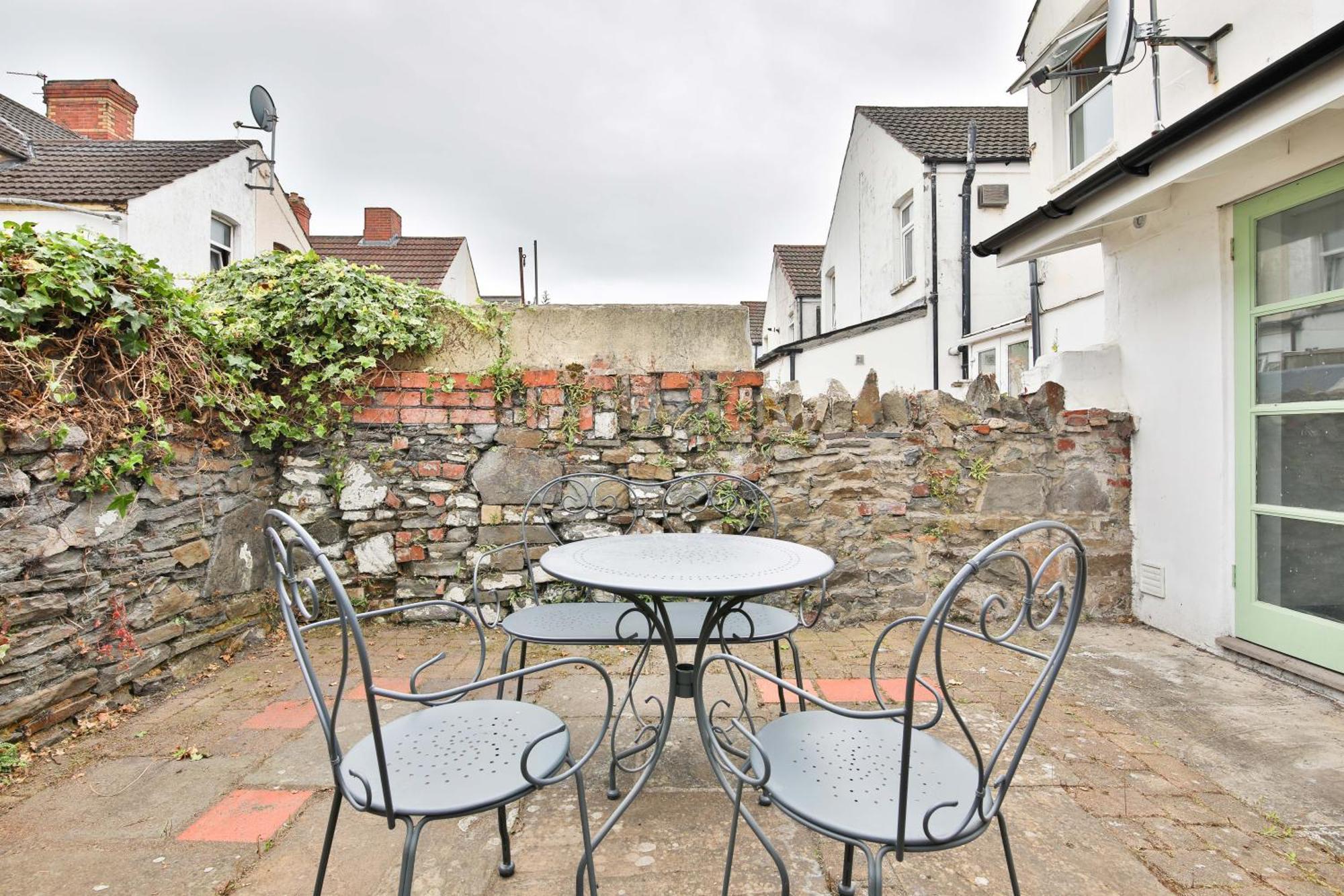 Fresh Cardiff Bay 2 Bedroom House- 3 Tv'S ภายนอก รูปภาพ